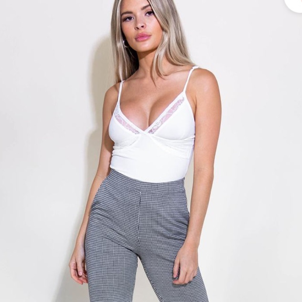 WHITE KITTENISH JUMPSUIT